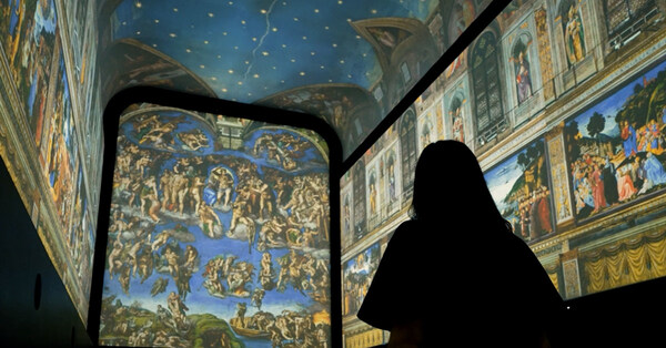 Sistine Chapel Revelations: Projection Room